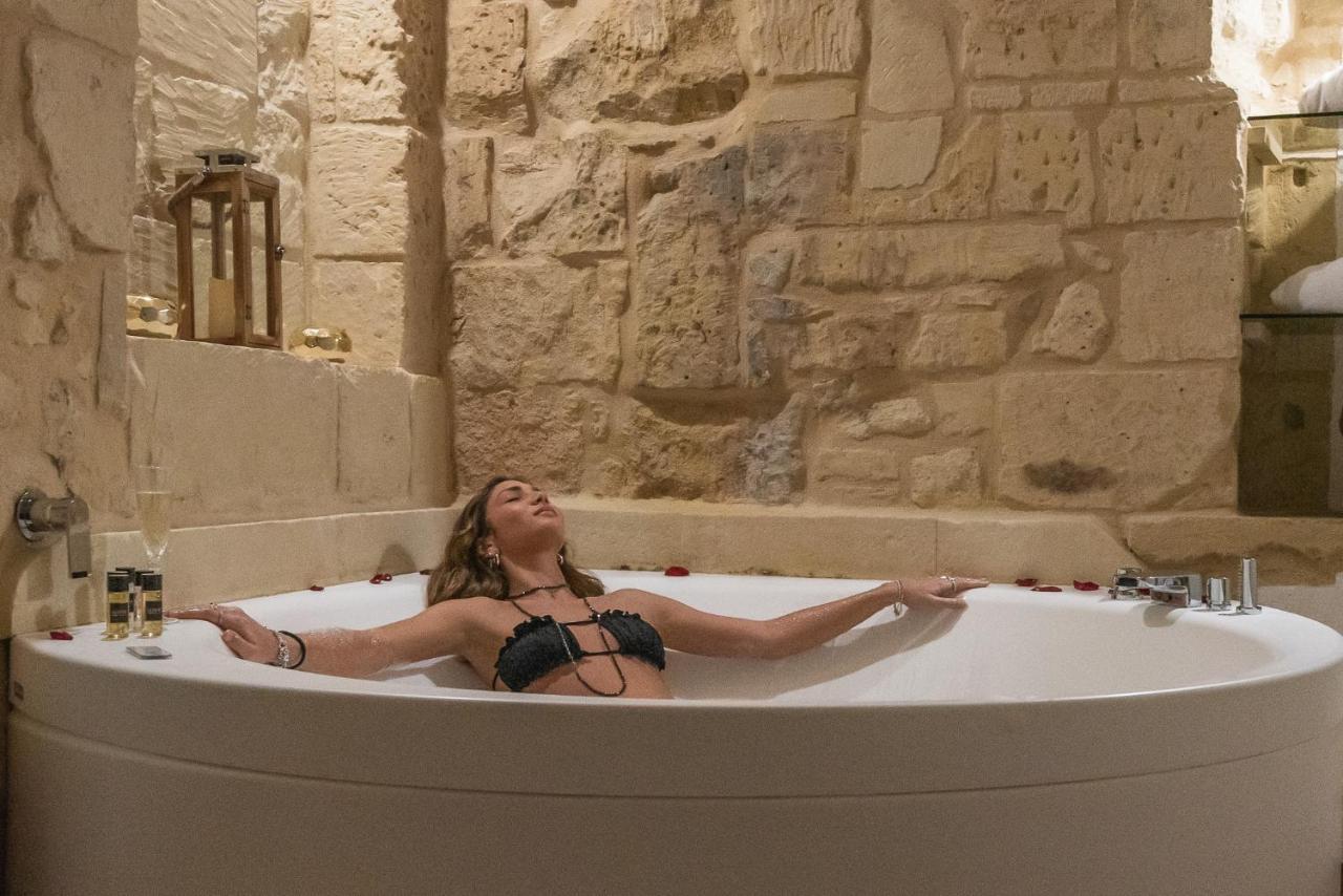 Le Nicchie Luxury Rooms Lecce Eksteriør billede